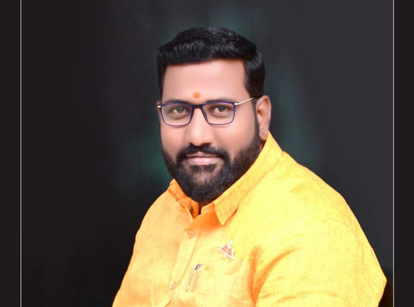 'संपूर्ण मंगल संचय निधी लि.' बँकींग संस्थेच्या चेअरमनपदी युवराज दाखलेंची निवड