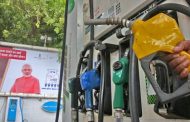 अत्यावश्यक सेवा वगळून इतरांना पेट्रोल, डिझेल विक्री बंद; जिल्हाधिकाऱ्यांचे आदेश जारी