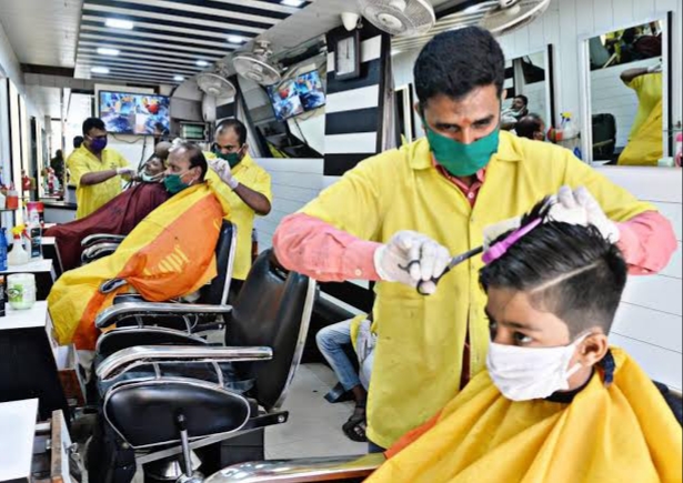 पिंपरी चिंचवडमध्ये सलून, ब्युटी पार्लरचा व्यवसाय सुरू करण्यासाठी महापालिकेकडून निर्बंधांसह नियमावली जाहिर