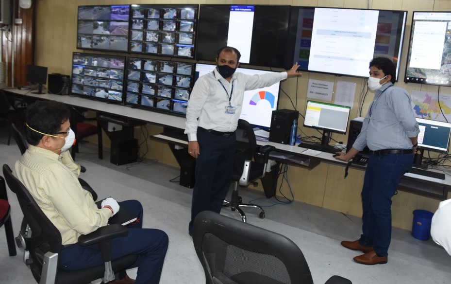 Corona : पिंपरी चिंचवड महापालिकेच्या 'वॉर रुम'चे विभागीय आयुक्तांकडून कौतुक..!