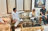 राष्ट्रवादीचे प्रदेशाध्यक्ष जयंत पाटील यांनी घेतली विलास लांडे यांची भेट; लांडे कुटुंबियांचे केले सांत्वन