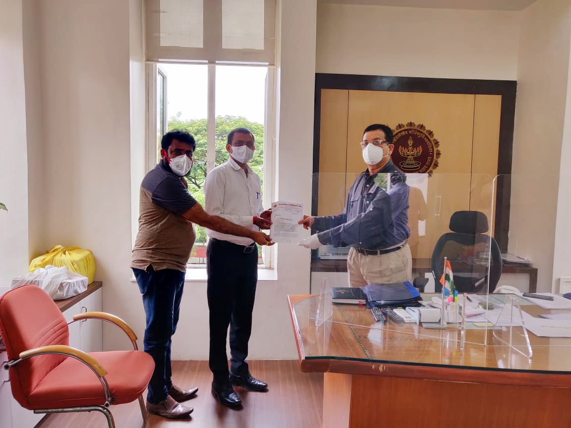 सरकारने सर्वच चीनी वस्तूंवर बहिष्कार टाकण्याची भूमिका घ्यावी; अरुण पवार यांचे विभागीय आयुक्त व मुख्यमंत्र्याना निवेदन