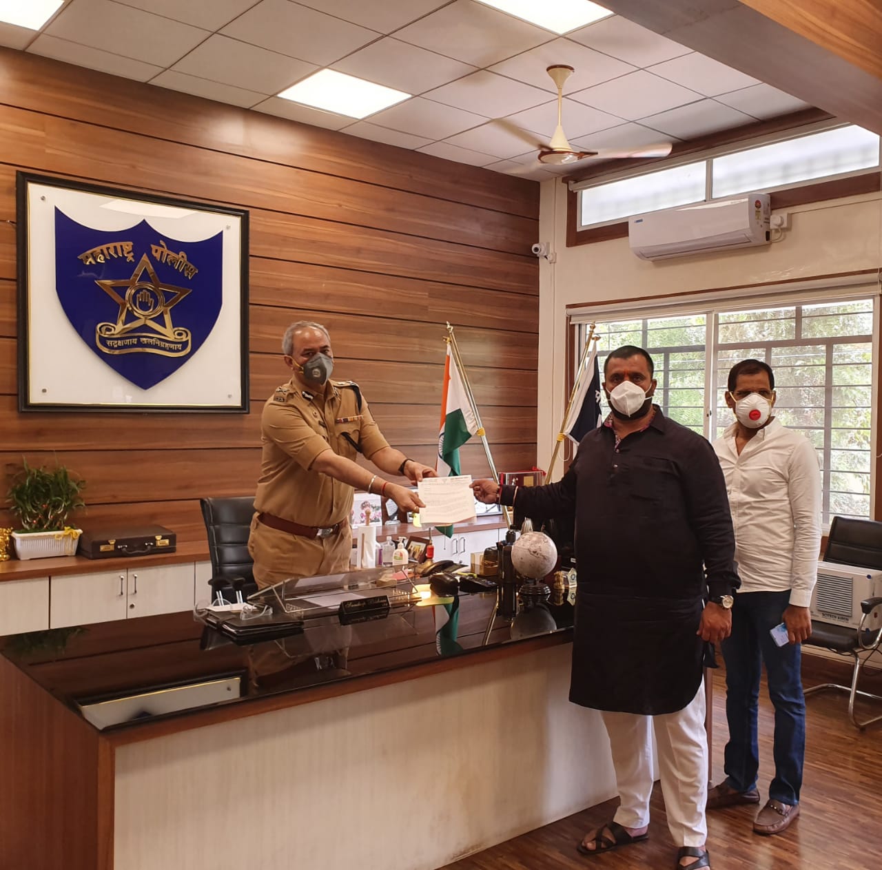 भाजप नगरसेवक विलास मडिगेरी मारहाण प्रकरणात दोषींवर दोन दिवसांत कारवाई करा; आमदार महेश लांडगे आणि लक्ष्मण जगताप यांची पोलिस आयुक्तांकडे मागणी