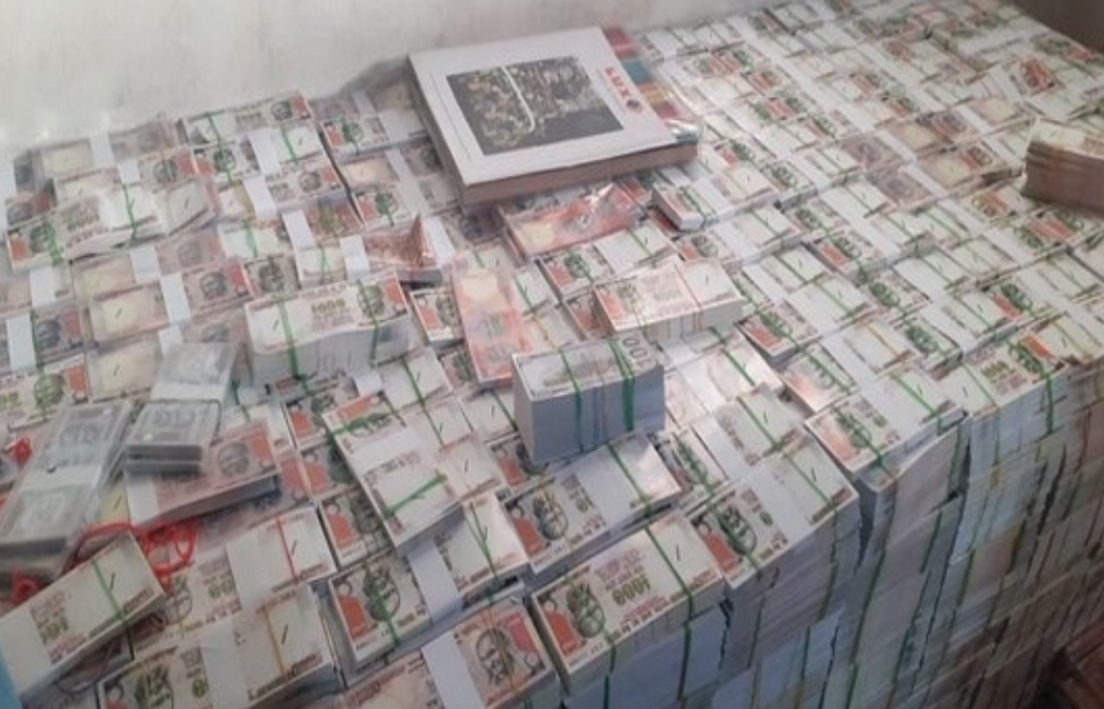 पुण्यात १० कोटींच्या बनावट नोटा जप्त; लष्करातील अधिकाऱ्यासह ६ जणांना अटक