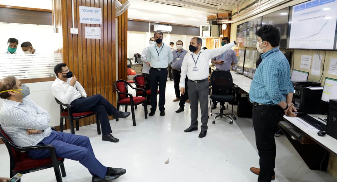 पिंपरी चिंचवड महापालिकेच्या 'वॉररूम'मध्येच कोरोनाचा शिरकाव..!
