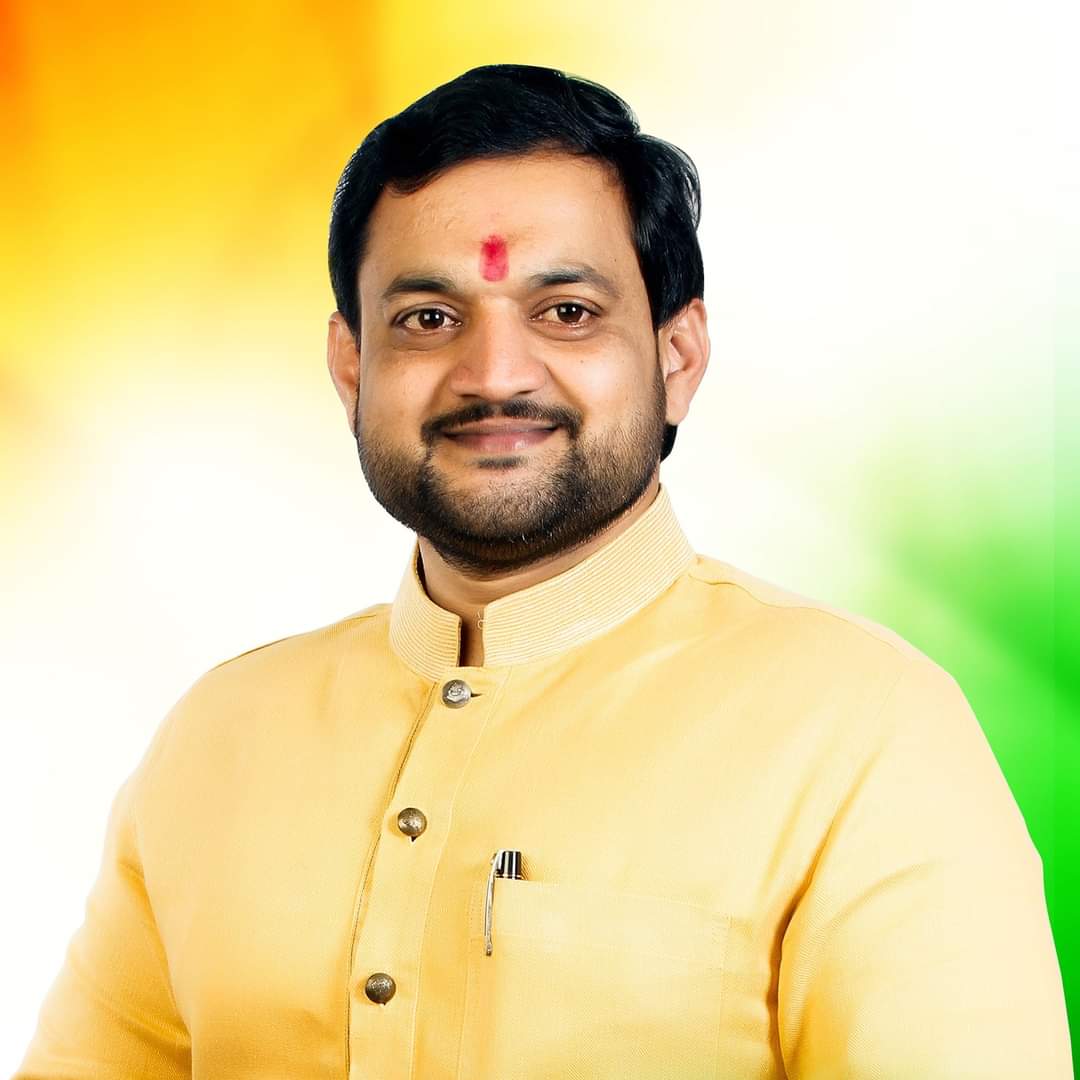 खाजगी इंग्रजी माध्यमाच्या शैक्षणिक संस्था सेवाभावी संस्थेकडे सुपूर्द करा; शिक्षकांच्या पगाराच्या नावाखाली फी साठी पालकांना वेठीस धरू नका - आमदार सुनिल शेळके