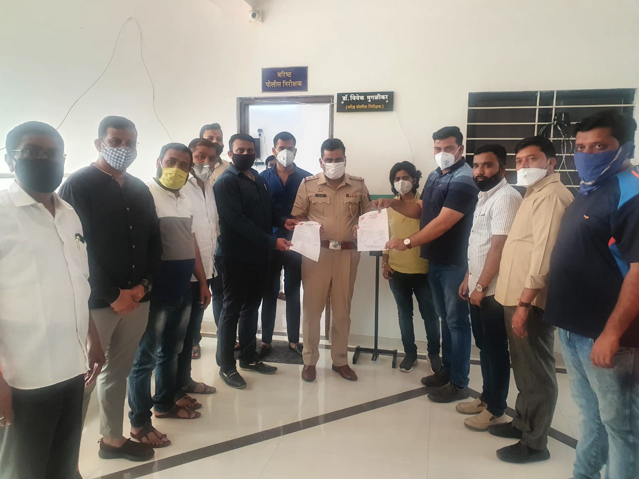 आदित्य ठाकरे,  सुप्रिया सुळेंबद्दल सोशल मिडियावर अश्लिल भाषेत टिका करणाऱ्या तरूणाविरोधात युवासेनेची वाकड पोलिसांत तक्रार