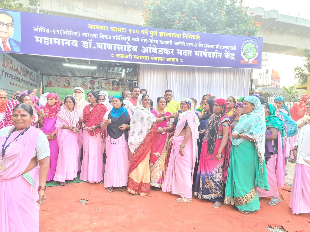 महापालिका साफसफाई कामगार महिलांची दिवाळी गोड होणार..!