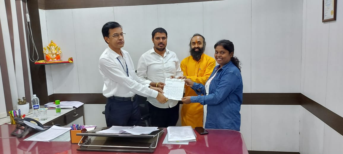 आत्मनिर्भर योजनेत गोरगरीबांना कर्ज न देणाऱ्या बँकांवर कारवाई करा; स्विकृत सदस्य दिनेश यादव यांची महापालिकेकडे मागणी