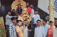 डॉ.बाबासाहेब आंबेडकर यांना पिंपरी युवसेना व मैत्री ग्रुप तर्फे अभिवादन