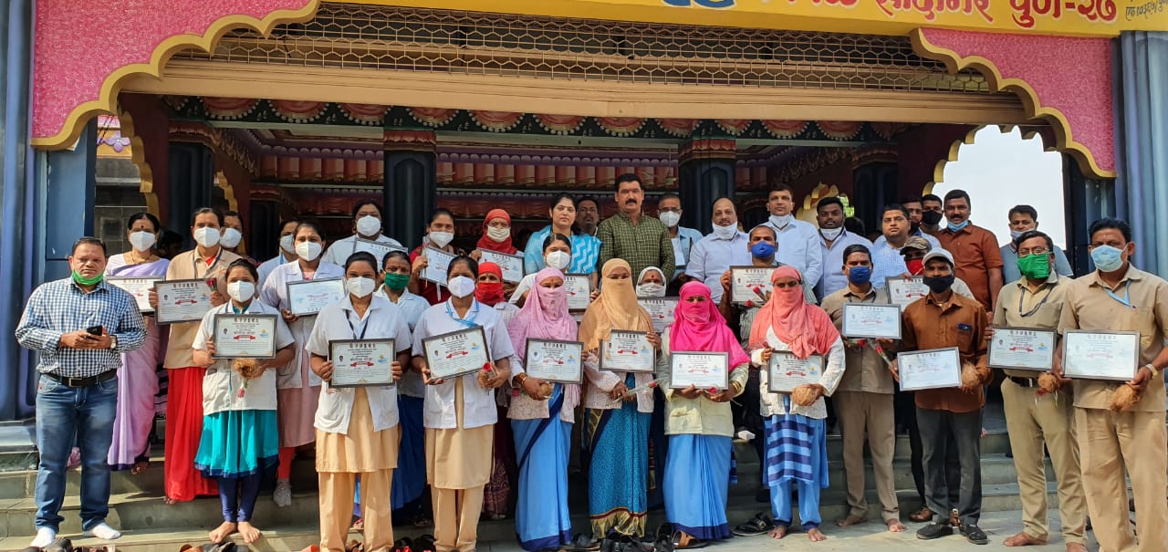 लोकनेते शरदचंद्रजी पवार यांच्या वाढदिवसानिमित्त नाना काटे सोशल फाउंडेशनच्या वतीने रक्तदान शिबिर व कोरोना योद्धांचा सन्मान
