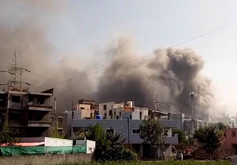 पुण्याच्या सीरम इन्स्टिट्यूटमध्ये भीषण आग
