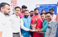 पोलीस फ्रेन्डस् वेलफेअर असोसिएशनच्या नामफलकाचे आमदार महेश लांडगे यांच्या हस्ते अनावरण