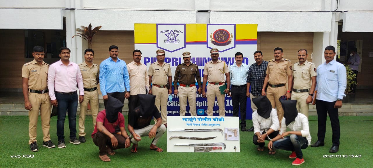 कंपनीतील कॉन्ट्रक्ट मिळविण्यासाठी खंडणी मागणाऱ्या सराईत गुन्हेगारास अटक; म्हाळुंगे पोलिसांच्या कारवाईत एक पिस्टल व ३ कोयते जप्त