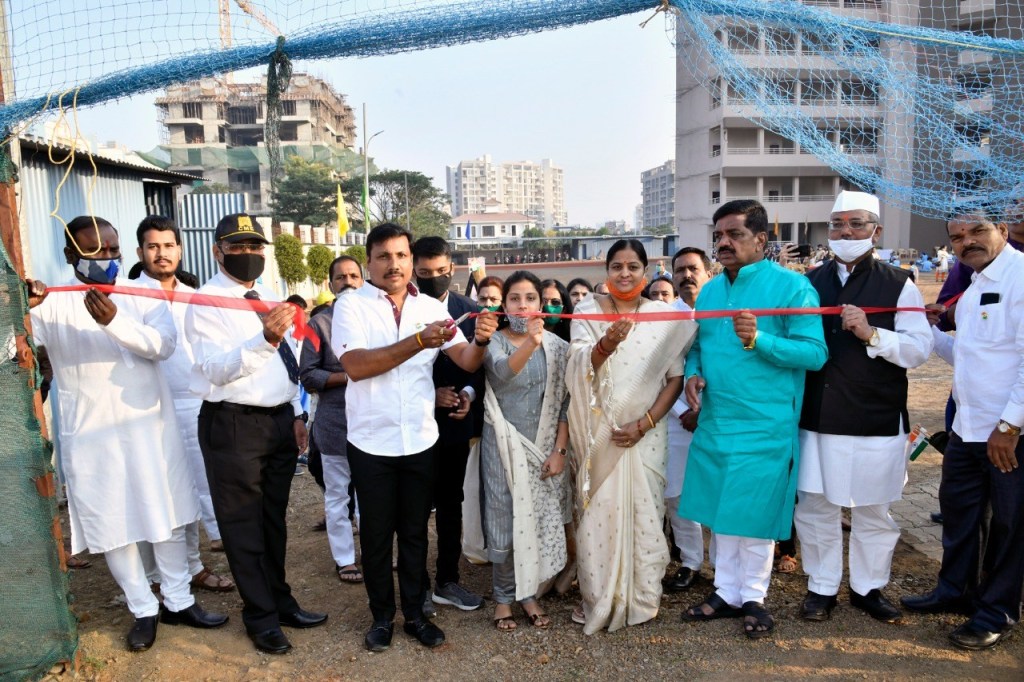 पिंपळे सौदागर येथील पी.के. स्पोर्ट्स वर्ल्ड अकॅडेमीचे नगरसेवक शत्रुघ्न काटे यांच्या हस्ते उद्घाटन