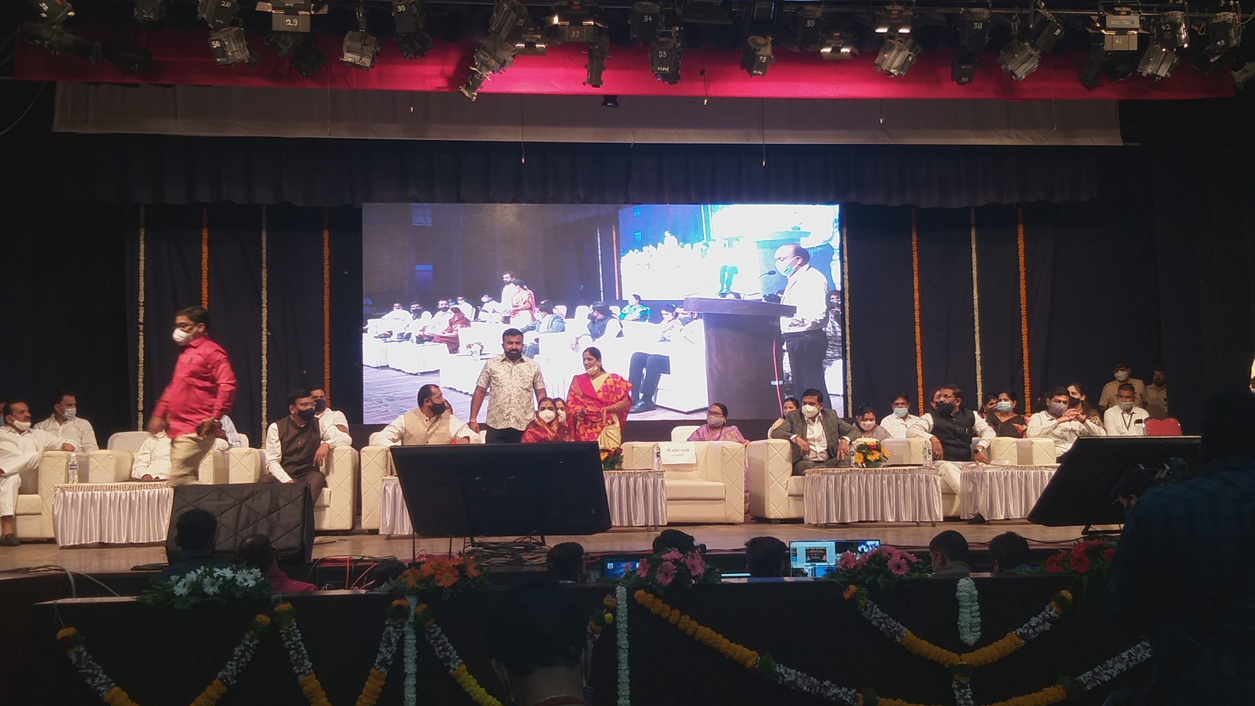 पिंपरीगाव ते पिंपळे सौदागर दरम्यानच्या समांतर पुलाचे केंद्रीय मंत्री प्रकाश जावडेकर यांच्या हस्ते भूमिपूजन