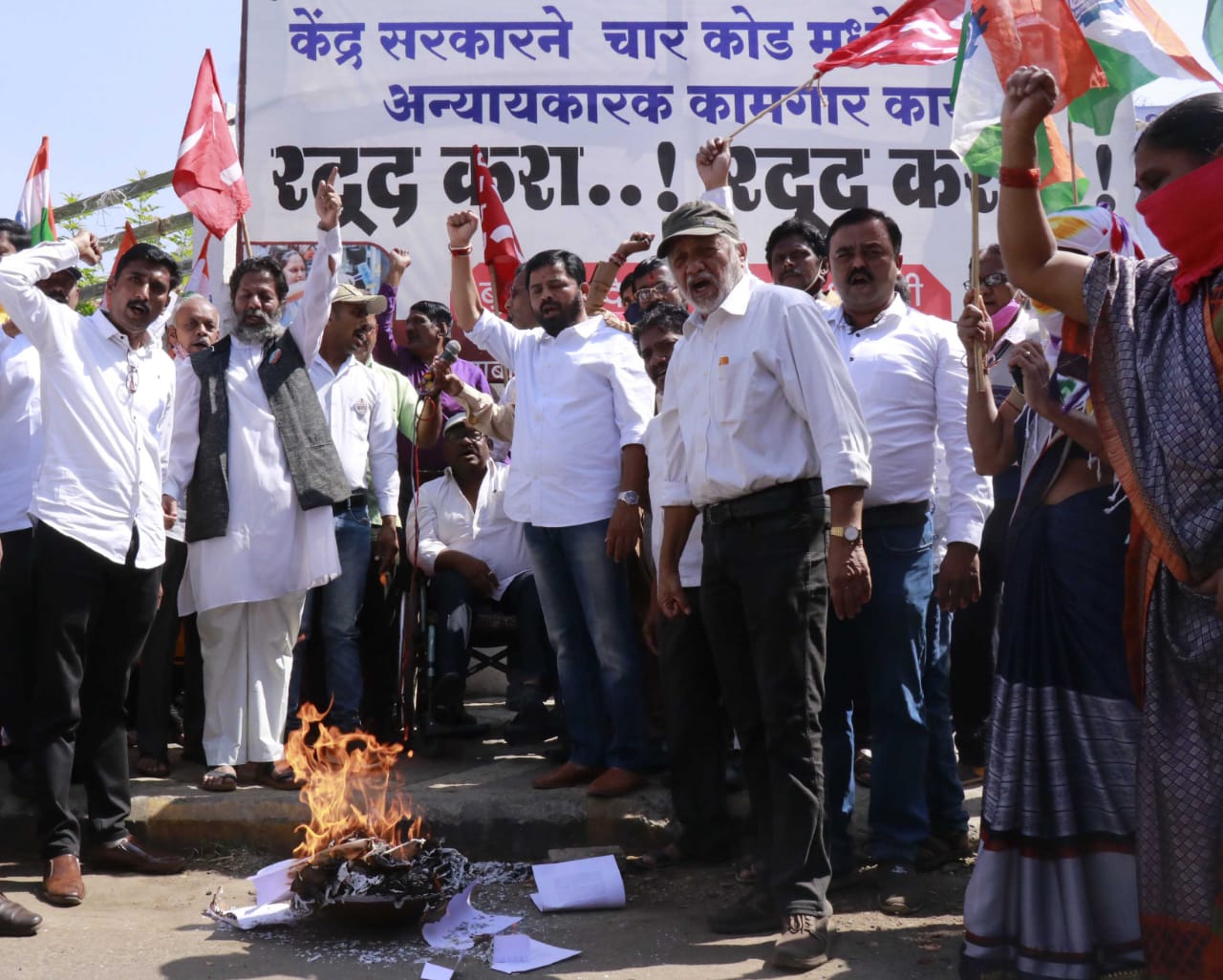 मोदी-शहांनी काळा पैसा नाही, तर काळे कायदे आणले - डॉ. कैलास कदम