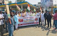 युवक काँग्रेसचे चिंचवडमध्ये इंधन दरवाढी विरोधात 'विश्वासघात आंदोलन'
