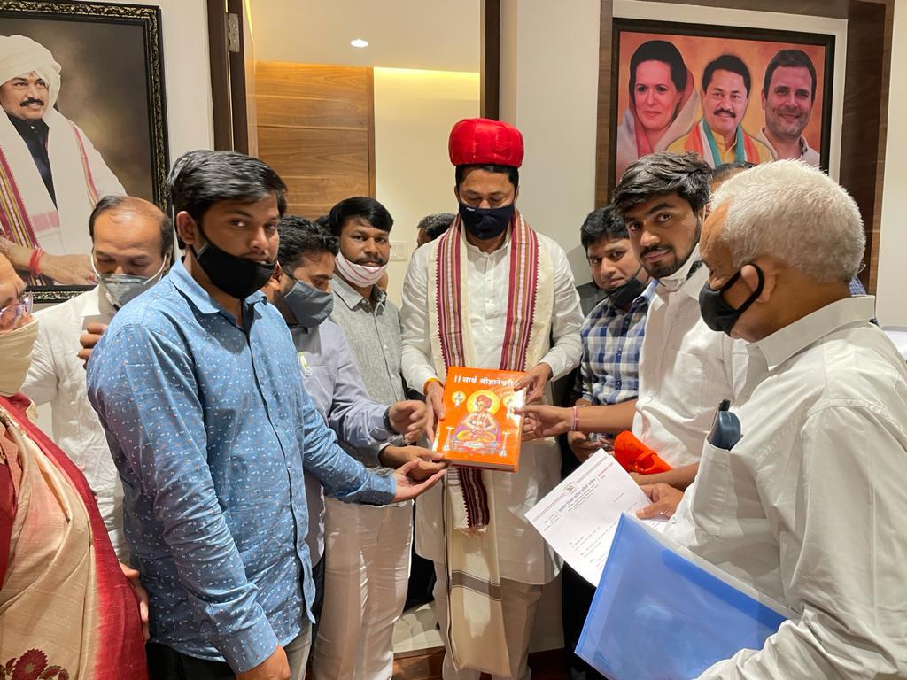 पिंपरी चिंचवड युवक काँग्रेसच्या कार्यकर्त्यांनी घेतली प्रदेशाध्यक्ष नाना पटोले यांची भेट
