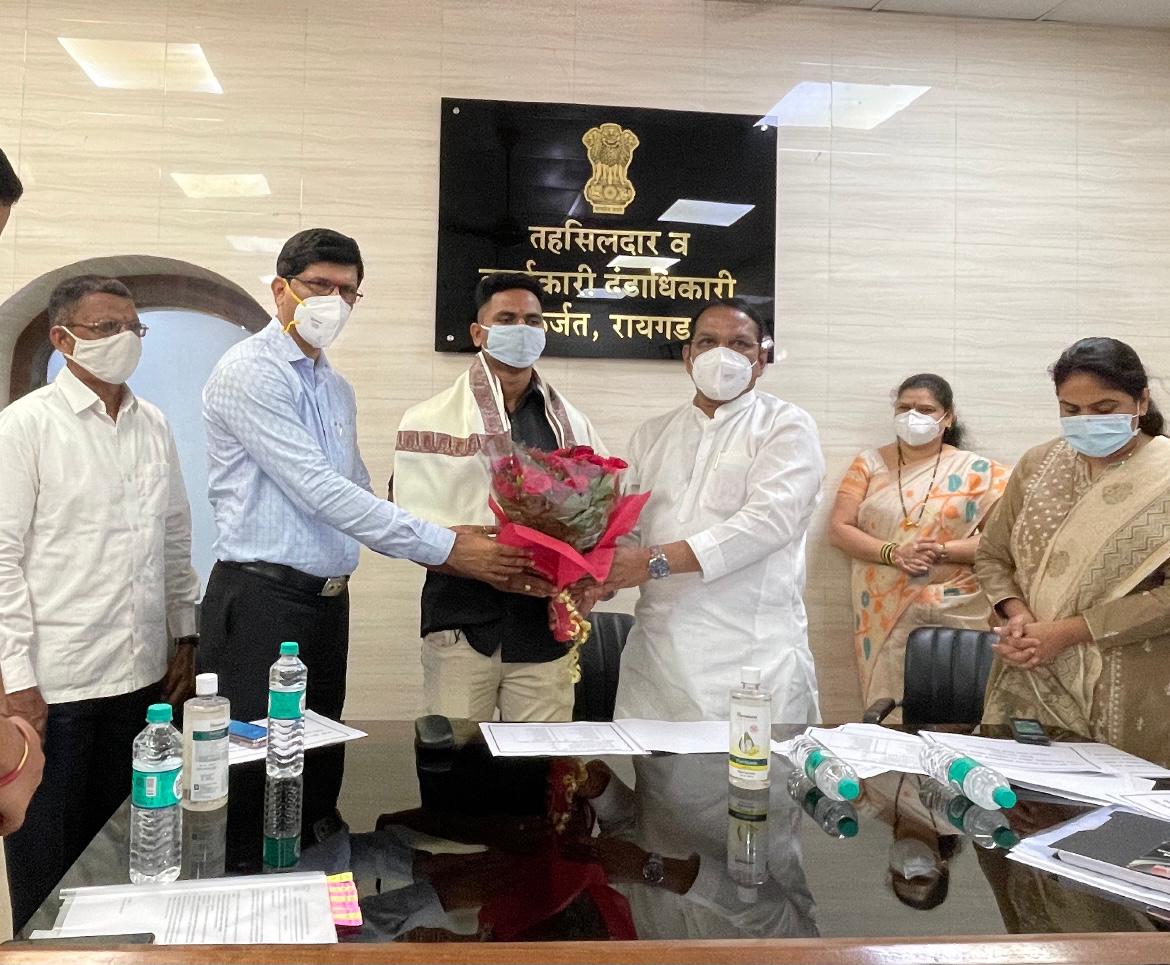 राष्ट्रपती शौर्य पुरस्कारासाठी मयूर शेळके याच्या नावाची शिफारस करणार - खासदार श्रीरंग बारणे