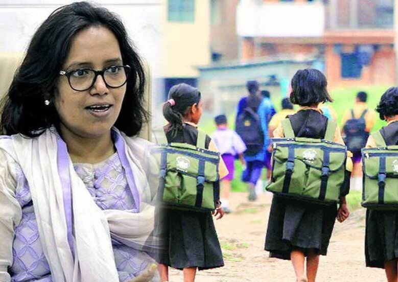 पहिली ते आठवी परीक्षा रद्द, विद्यार्थ्यांना थेट पुढील वर्गात प्रवेश; शालेय शिक्षणमंत्री वर्षा गायकवाड यांनी दिली माहिती