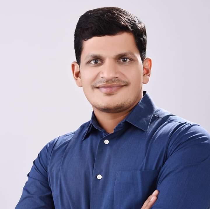 ऑक्सिजन तयार करणाऱ्या कंपन्यांवर शासनाने नियंत्रण ठेवावे; नगरसेवक तुषार कामठे यांचे विभागीय आयुक्तांना निवेदन