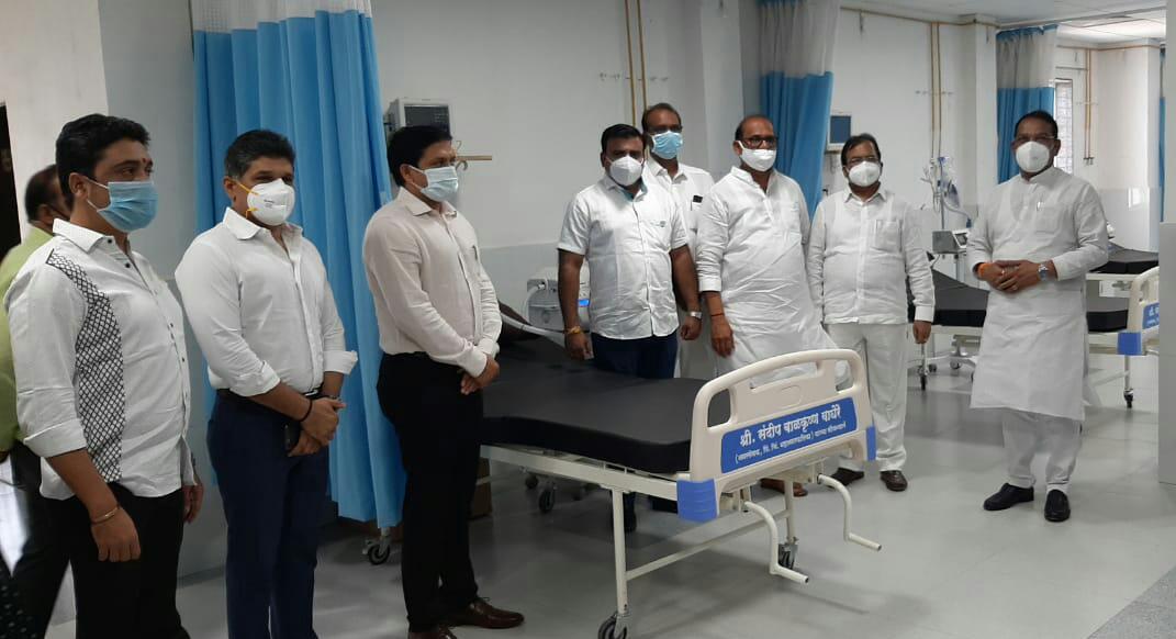 नगरसेवक संदीप वाघेरे यांचा आदर्श सर्व लोकप्रतिनिधींनी घ्यावा; जिजामाता रुग्णालयाला स्वखर्चातून दिले ५० फाऊलर बेड, ४ व्हेंटिलेटर व २ हाय फ्लो..!