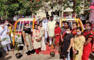 जाधववाडी परिसरातील नवीन गृहप्रकल्पांसाठी माजी महापौर राहुल जाधव यांच्या वतीने मोफत रुग्णवाहिकेचे लोकार्पण