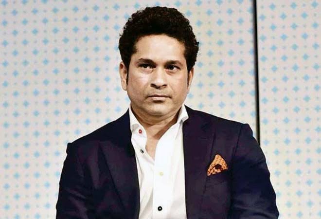 मास्टर ब्लास्टर सचिन तेंडुलकर उपचारांसाठी रुग्णालयात दाखल