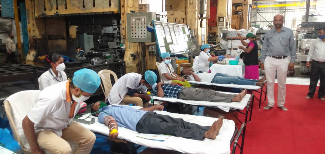 'प्लेट मास्टर्स'च्या रक्तदान शिबीरात ९५ बाटल्या संकलित