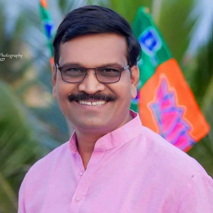 आयुक्तांवर दबाब टाकत राष्ट्रवादीने गोरगरिबांच्या योजनेला 'खोडा' घातला; सत्तारुढ पक्षनेते नामदेव ढाके यांचा आरोप