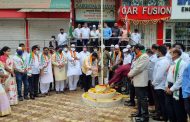 राष्ट्रवादी काँग्रेसच्या वर्धापन दिनानिमित्त पिंपरीत पक्ष कार्यालयात ध्वजारोहण