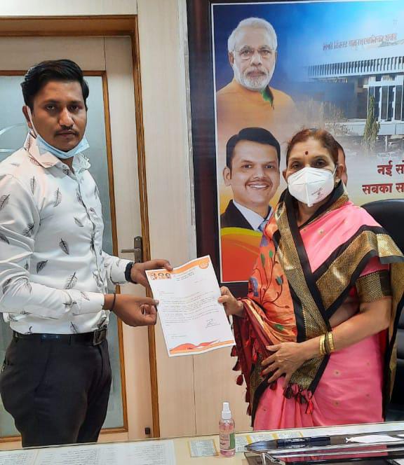 'पे अँड पार्किंग'च्या नावाखाली चाललेली लुट थांबवा; शिवसेना निगडी शाखाप्रमुख अरुण जोगदंड यांचा आंदोलनाचा इशारा