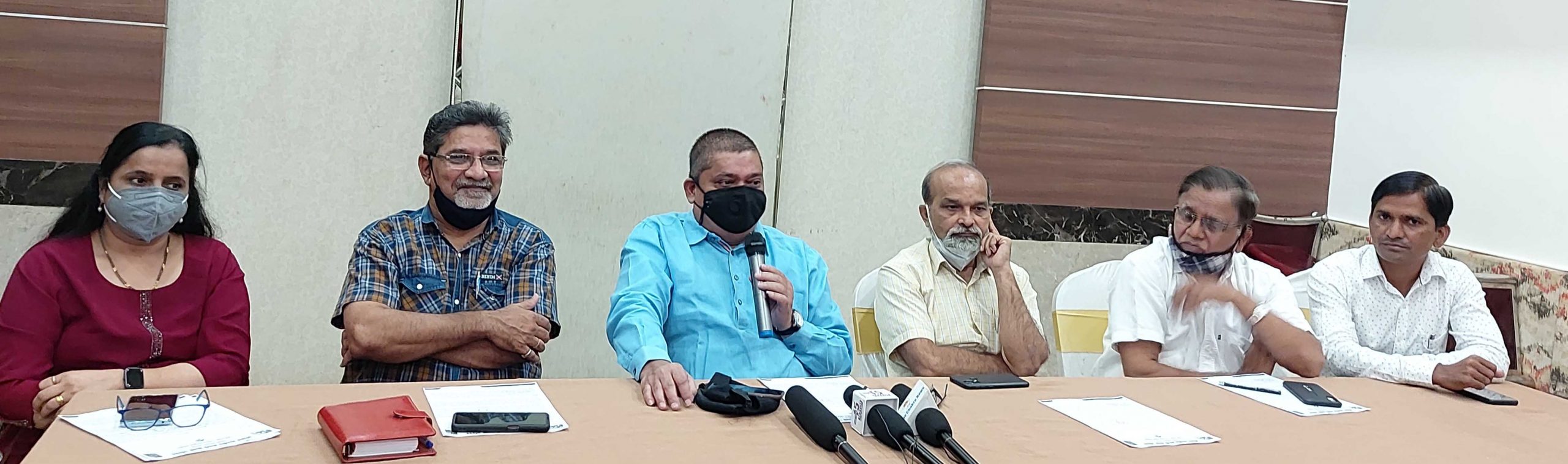 कला क्षेत्राच्या संवर्धनासाठी काम करणारी प्रत्येक व्यक्ती कलाकारच - भाऊसाहेब भोईर