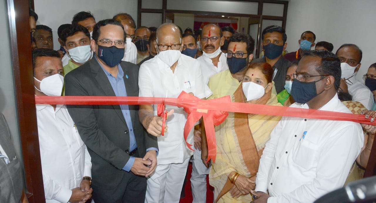 भोसरी रूग्णालयातील आयसीयूमध्ये १६ बेडचे शरद पवार यांच्या हस्ते लोकार्पण