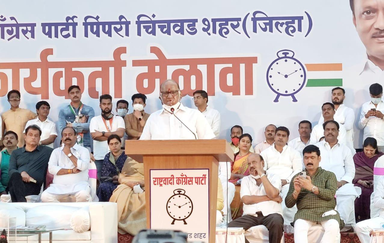 ईडी-सीडी लावा हे सरकार ५ वर्ष हटणार नाही - शरद पवार