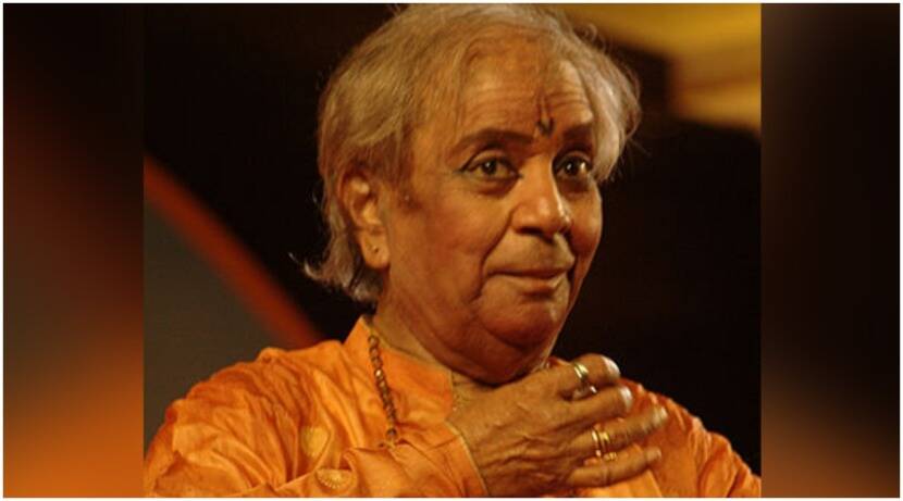 प्रसिद्ध कथ्थक नर्तक पंडित बिरजू महाराज यांचे हृदयविकाराच्या झटक्याने निधन