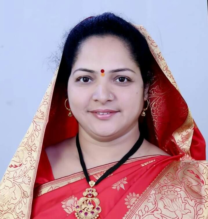 पिंपरी चिंचवड पालिकेतील भाजपची सत्ता जाणार असल्याने घाई, गडबडीत गुपचूप उद्घाटनं; भाजप नगरसेविका माया बारणे यांच्याकडून घरचा आहेर