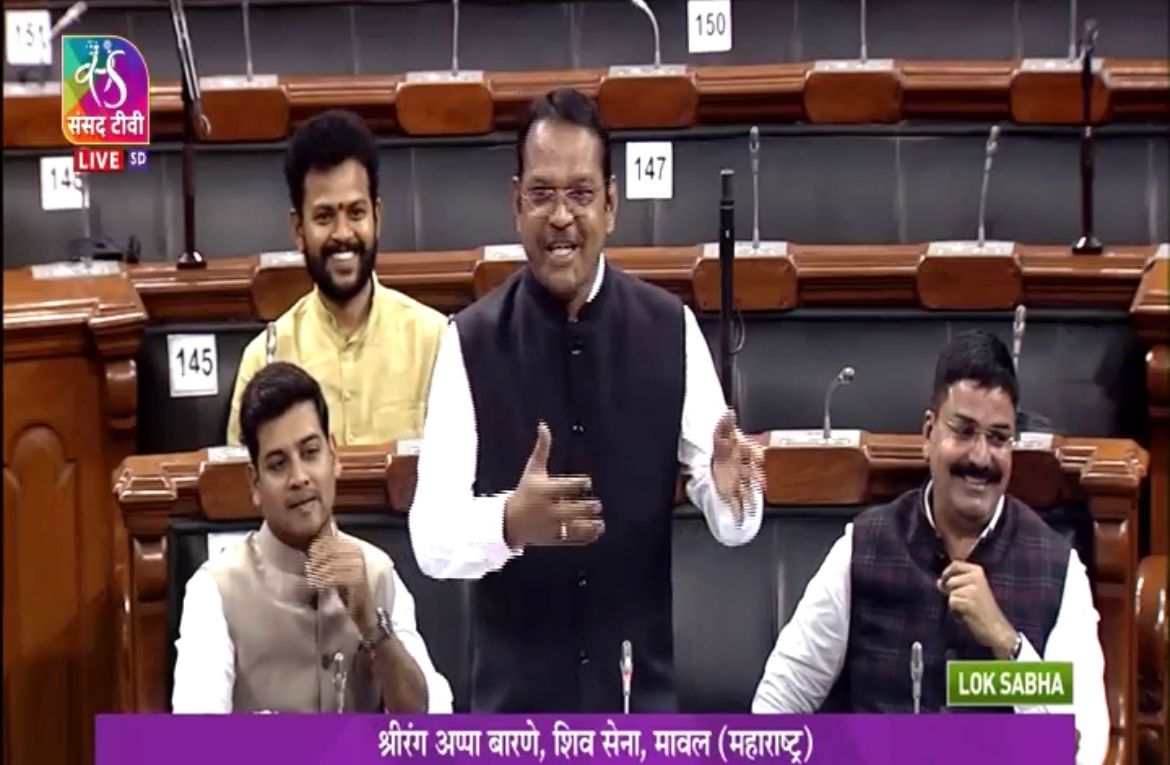 ग्रामीण भागातील खेळाडूंना नेमबाजी, तिरंदाजीसाठी जिल्हास्तरावर क्रीडा किट्स द्या; खासदार श्रीरंग बारणे यांची लोकसभेत मागणी
