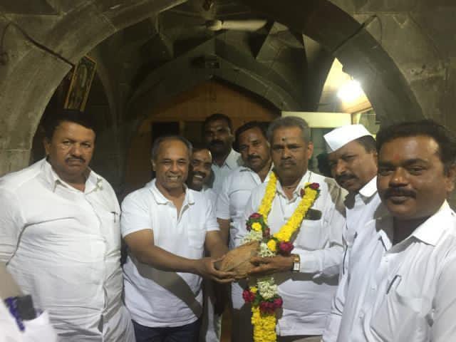 संत ज्ञानेश्वर महाराज पालखी सोहळ्यातील बैलजोडीचा मान प्रगतशील शेतकरी वरखडे कुटुंबाला