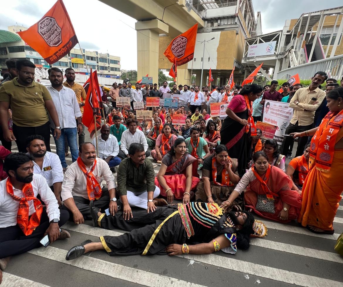 आयुक्त साहेब जागे व्हा.. कृत्रिम पाणीटंचाई विरोधात मनसे आक्रमक
