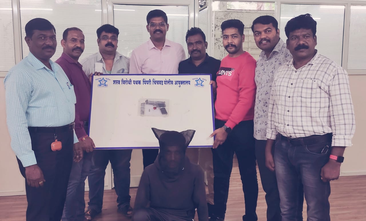 वाकड येथे पिस्तुल व जिवंत काडतुसासह सराईत गुन्हेगाराला अटक