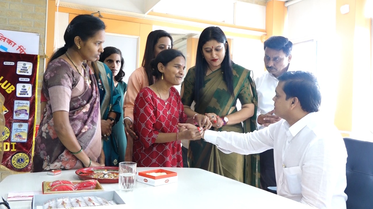 दिव्यांगांना सहानुभूती नको, सहकार्य हवे!