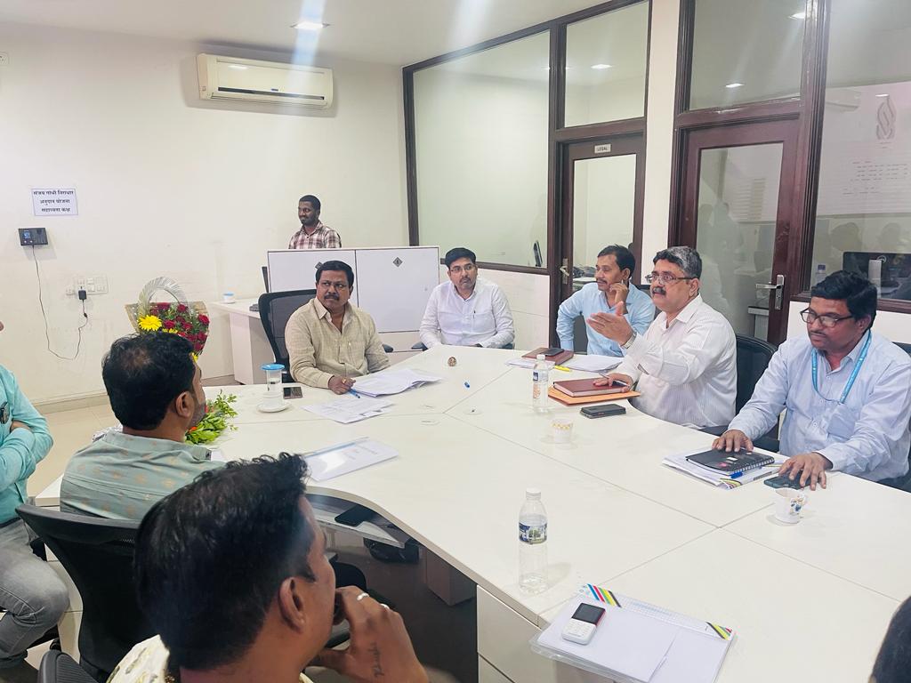 अखंडित विज पुरवठ्यासाठी पुढील २५ वर्षांचे नियोजन करा; आमदार अण्णा बनसोडे यांच्या महावितरण अधिकाऱ्यांना सूचना