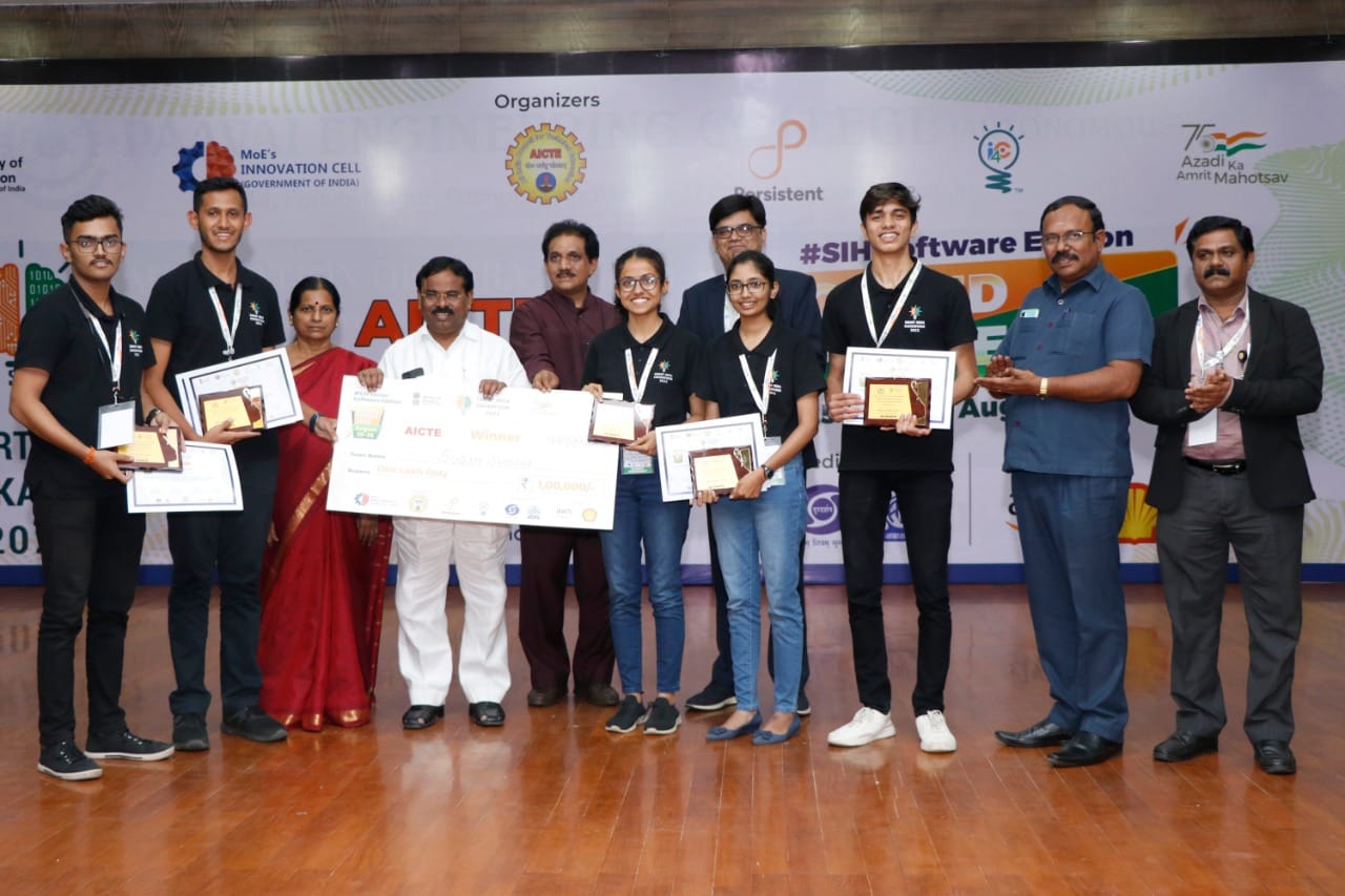 स्मार्ट इंडिया हॅकेथॉन स्पर्धेत पीसीसीओईआर महाविद्यालयाचे घवघवित यश; दोन संघांना एक लाखाचे बक्षीस