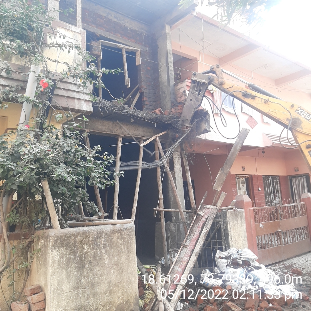 काळेवाडीत अनधिकृत बांधकामांवर हातोडा