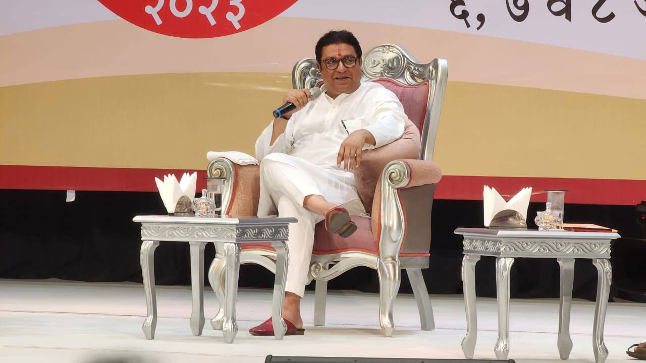 महाराष्ट्र हा सर्वार्थाने श्रीमंत.. एक-दोन उद्योग बाहेर गेल्याने काहीही नुकसान होणार नाही - राज ठाकरे