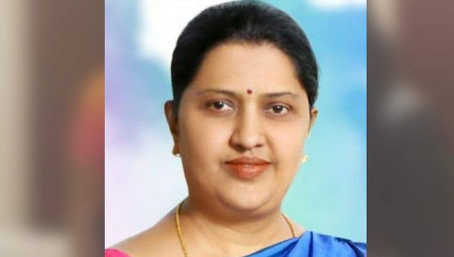 दिवंगत नेते राजीव सातव यांच्या पत्नी, आमदार प्रज्ञा सातव यांच्यावर हल्ला
