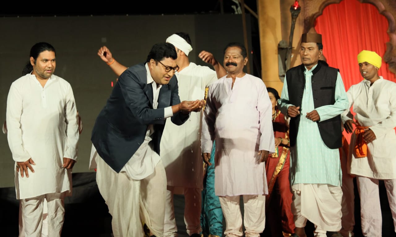 महापालिका आयोजित पाच दिवसीय विचार प्रबोधन पर्वाचा 'क्रांतिसूर्य' या महानाट्याने समारोप