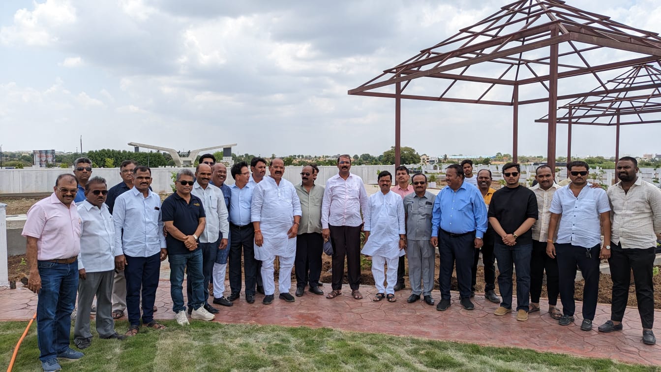 पिनॅकल सिटी येथे पर्यावरण दिवस उत्साहात साजरा